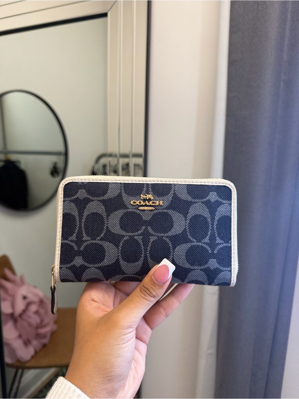 Coach Navy Signature Zip Card Holder with Cream Trim